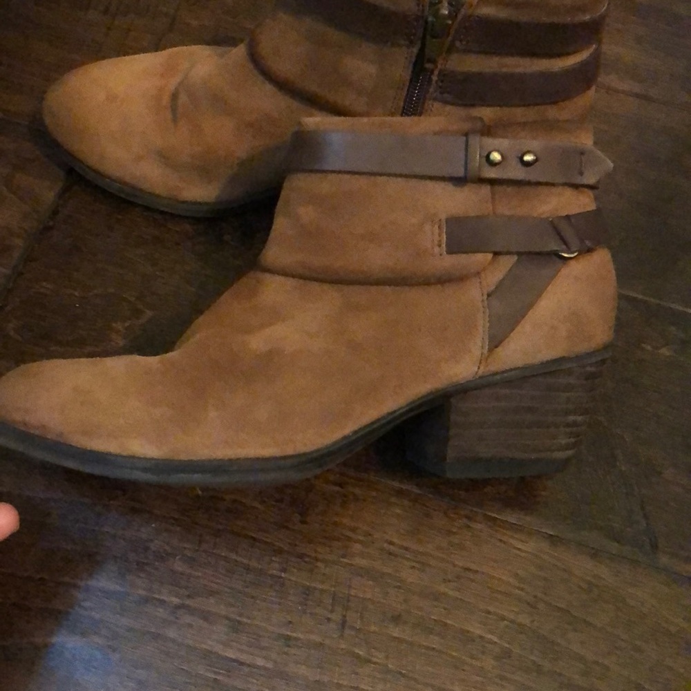 Clarks brown boots.